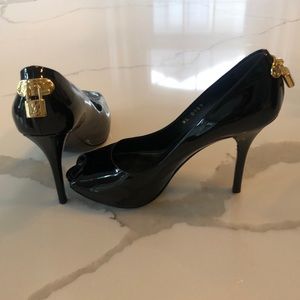 Louis Vuitton black Leather high heels